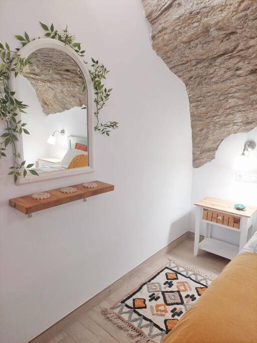 Casa Cueva La Luna Setenil De Las Bodegas Exterior photo